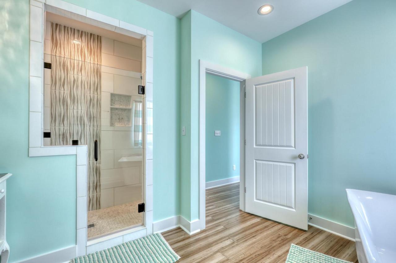 Salty Seahorse - Waterfront! Pet Friendly! Game Room, Pool Table, Beautiful Views - Room For The Whole Family Home Dauphin Island Exterior photo