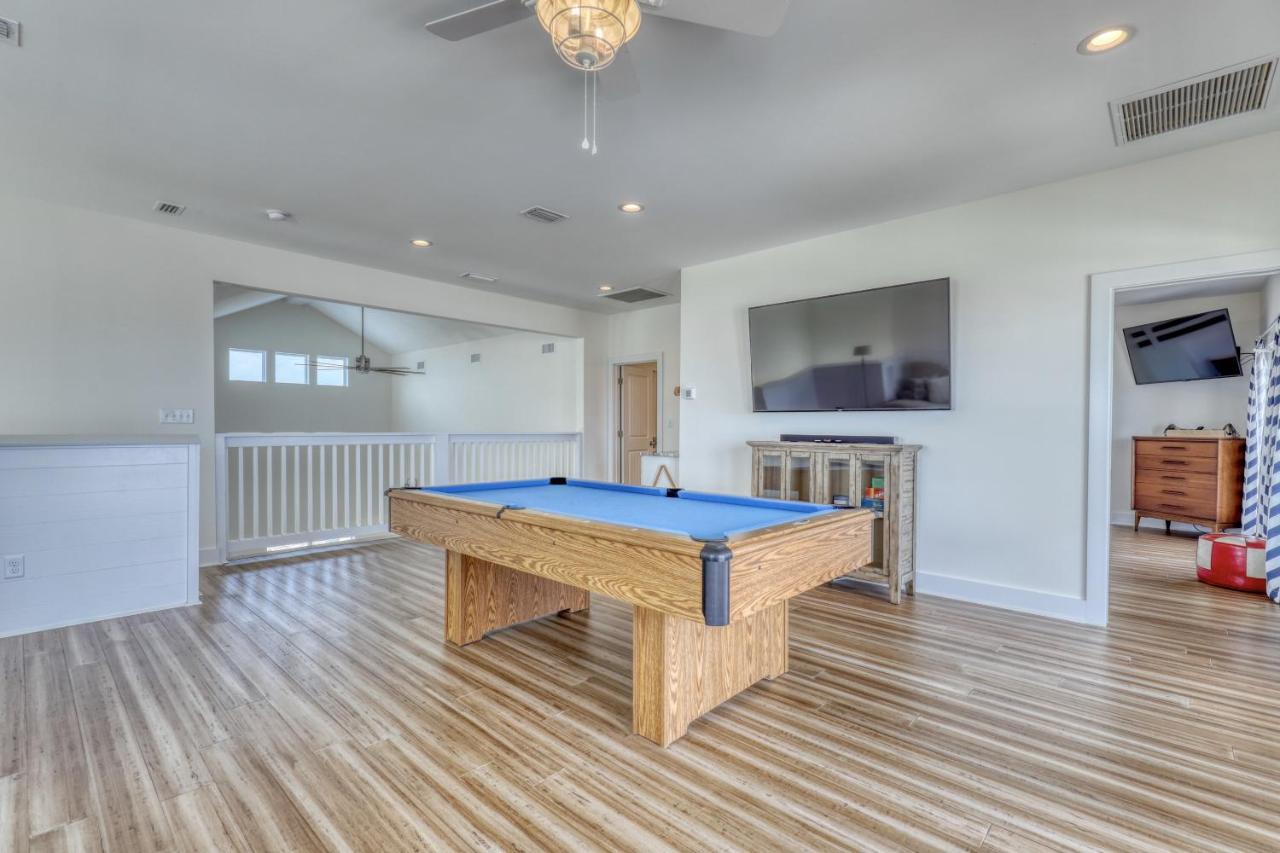 Salty Seahorse - Waterfront! Pet Friendly! Game Room, Pool Table, Beautiful Views - Room For The Whole Family Home Dauphin Island Exterior photo