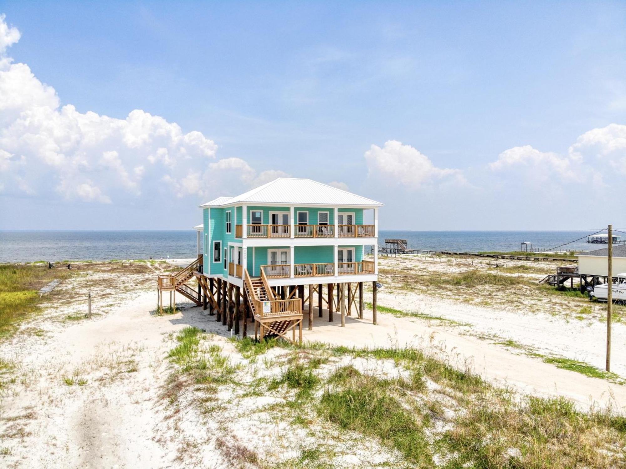 Salty Seahorse - Waterfront! Pet Friendly! Game Room, Pool Table, Beautiful Views - Room For The Whole Family Home Dauphin Island Exterior photo